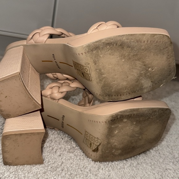 Dolce Vita Braided Block Heel Sandals in Beige - Picture 5 of 7
